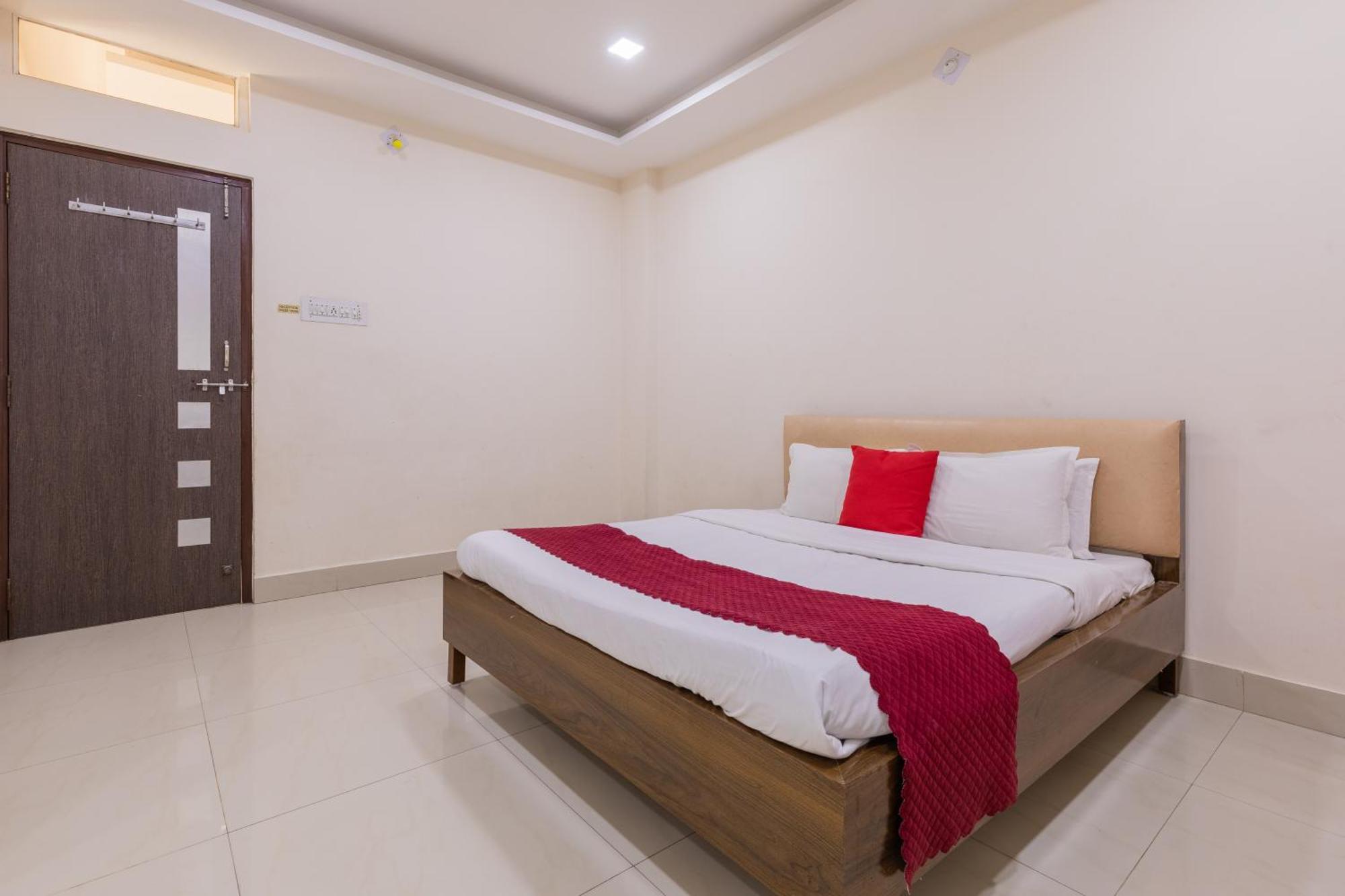 Hotel Ruchishree Garden Ujjain Exterior foto